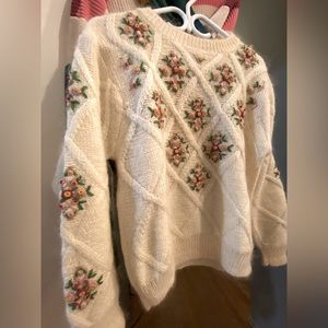 Embroidered knit sweater-Vintage Marnie West